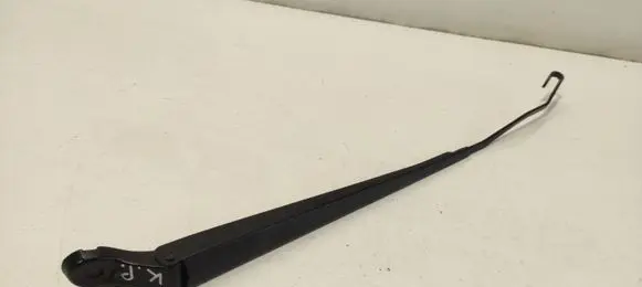 Citroen Xsara Picasso Front wiper blade arm 4407