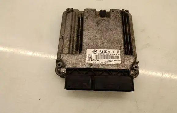 Volkswagen Touareg I Engine control unit/module 7L0907401H 0281014355