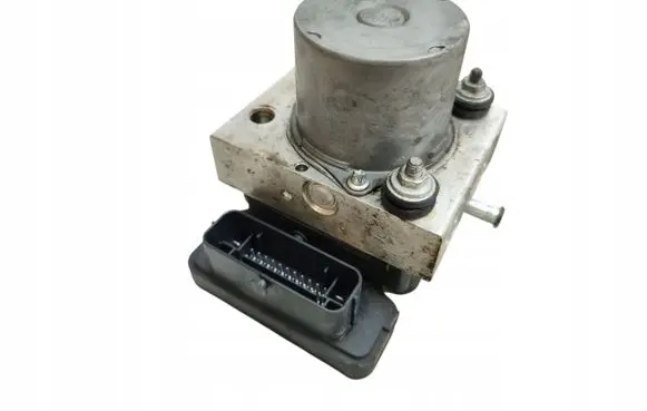 Jeep Cherokee Master brake cylinder P68268292AC