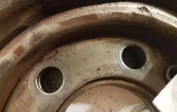 Volvo V40 Flywheel A012001600 150220C AV616477CE