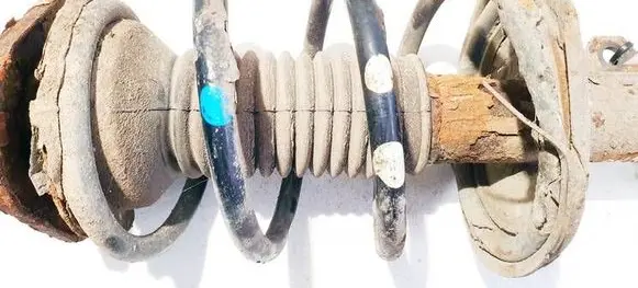 Toyota Avensis T250 Front coil spring 