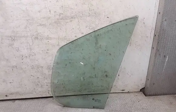 Renault Trafic II (X83) Front door vent window glass four-door