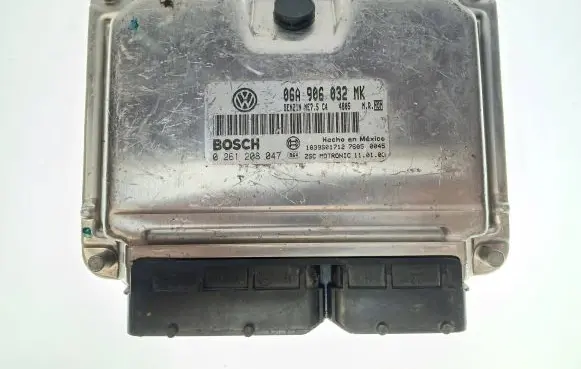 Volkswagen Beetle A5 Engine control unit/module 06A906032MK 1039S01712 0261208047