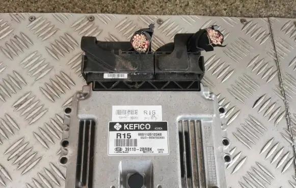 KIA Ceed Engine control unit/module ECU 9001120123KD