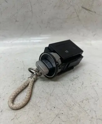 Volkswagen PASSAT B6 Ignition lock 3C0905843 3330