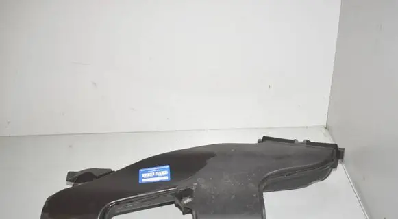 BMW 2 F45 Air intake duct part 7645645 13717645645