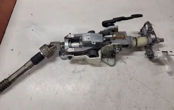 BMW 5 E60 E61 Steering wheel axle 6786904 2201055827
