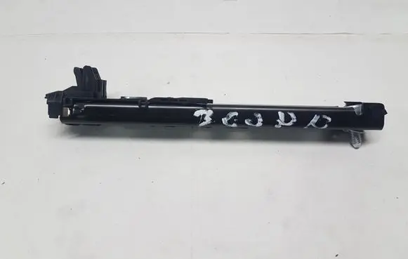Peugeot 3008 II Seat belt adjustment rail 9813550780