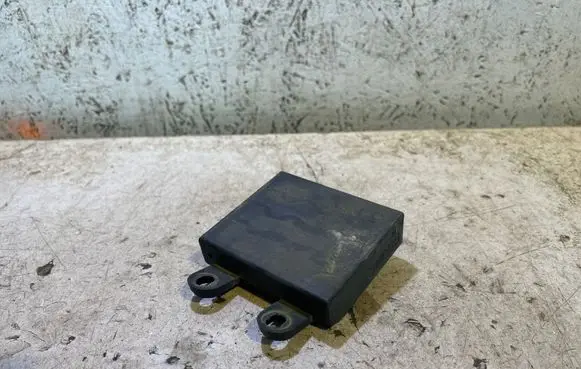 Audi TT Mk1 Alarm control unit/module 70103034
