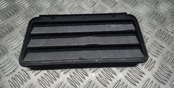 Tesla Model Y Quarter panel pressure vent 109875100
