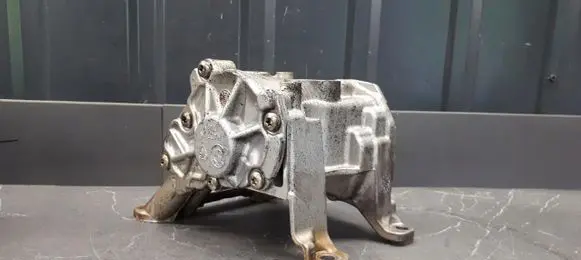 BMW 3 G20 G21 Oil pump 8646453