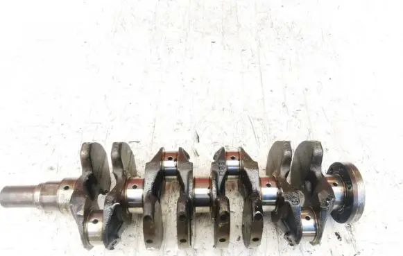 Mitsubishi Carisma Crankshaft 