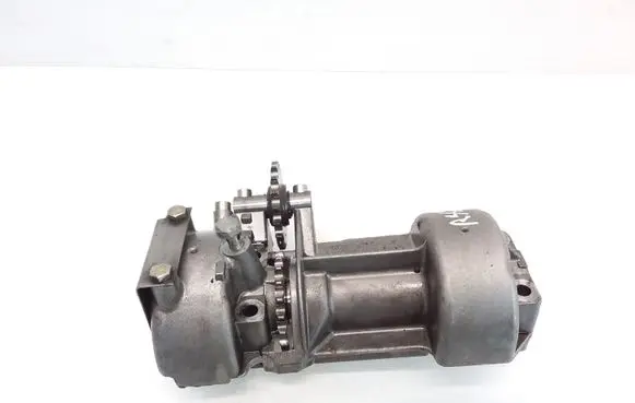Volkswagen PASSAT B5.5 Oil pump balance shaft 059103337B