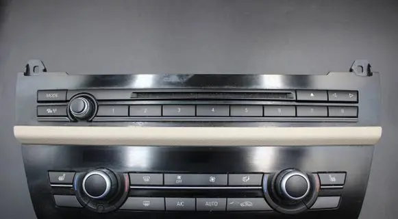 BMW 5 F10 F11 Climate control unit 9331825 0001912548 900256300017