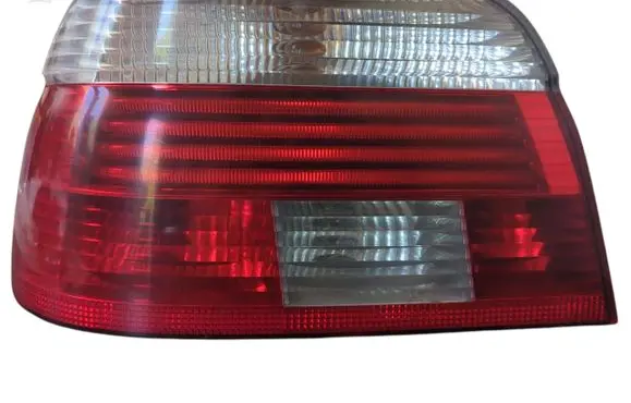 BMW 5 E39 Rear/tail lights 6902527 E5E64N