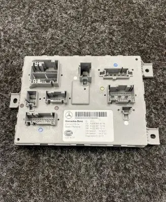 Mercedes-Benz C W205 SAM control unit A2059002019