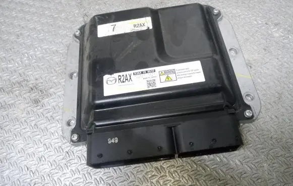 Mazda CX-7 Engine control unit/module R2AX18881D
