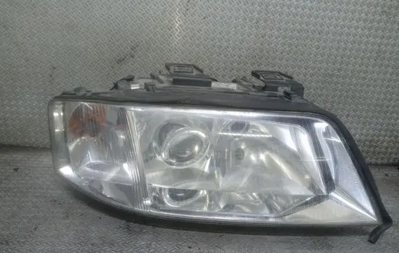 Audi A6 S6 C5 4B Headlight/headlamp 4B0941030
