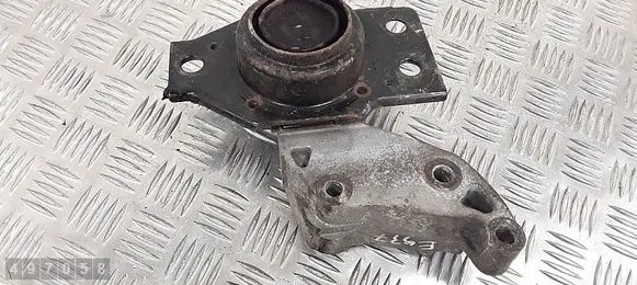 Nissan Qashqai Engine mount bracket f6036100