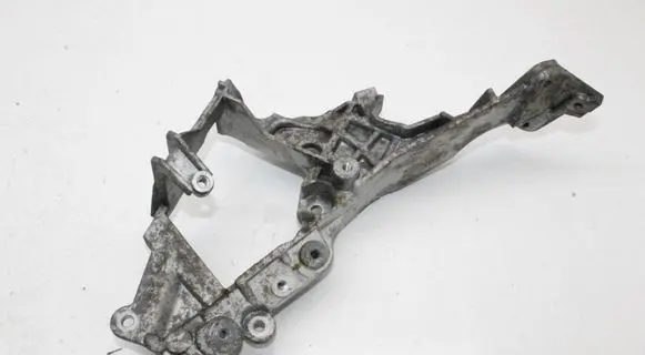 Land Rover Range Rover Evoque L538 Engine mounting bracket G4D39L456DC
