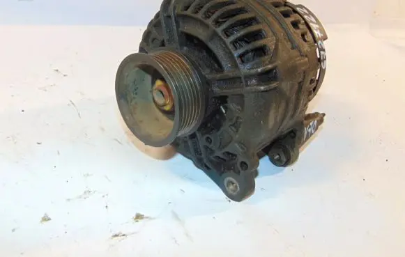 Volvo S70 V70 V70 XC Generator/alternator 8111122 9459093 0124515021