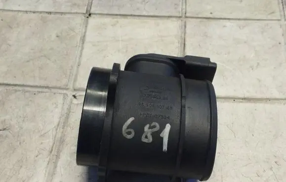 Citroen C4 I Mass air flow meter 9650010786 72834204