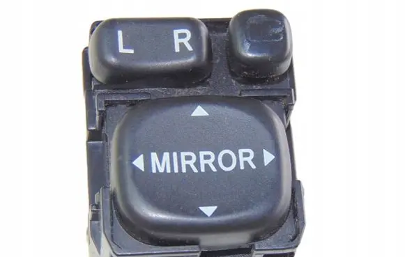 Toyota Avensis T250 Wing mirror switch 8978005040