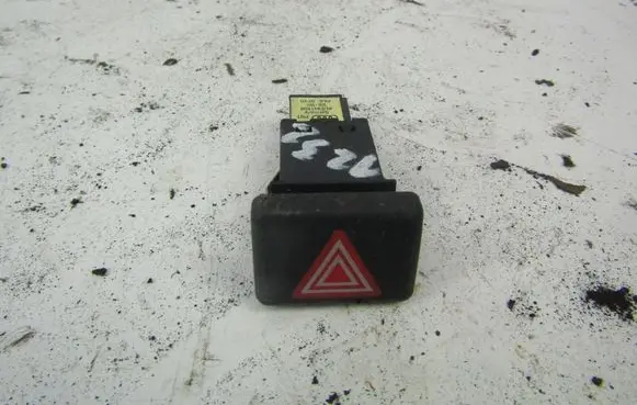 Audi A4 S4 B7 8E 8H Hazard light switch 8E0941509