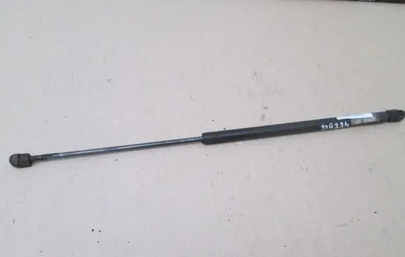 Volvo S40, V40 Shock absorber/damper mounting bracket 