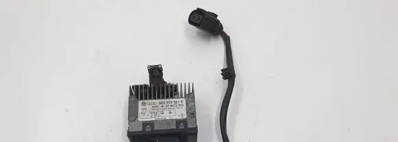 Audi A4 S4 B7 8E 8H Coolant fan relay 8E0955501P