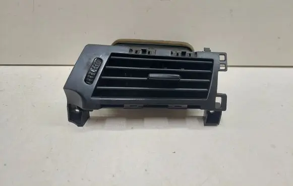 BMW 5 E60 E61 Dashboard side air vent grill/cover trim 64226913708 14121810 05124001