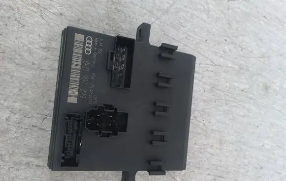 Audi A4 S4 B6 8E 8H Xenon control unit/module 8E0907279