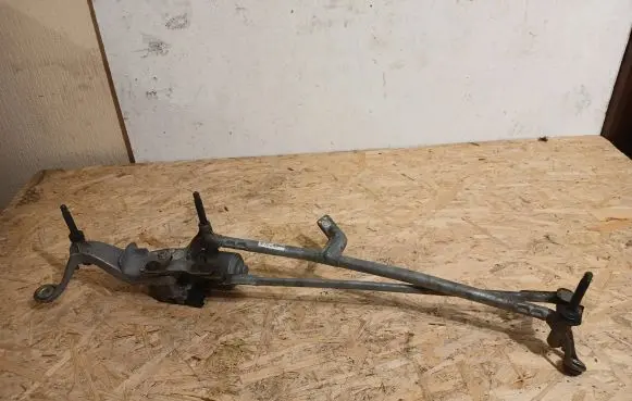 Mercedes-Benz GLC X253 C253 Front wiper linkage and motor A2538205600 20180223 3397021661