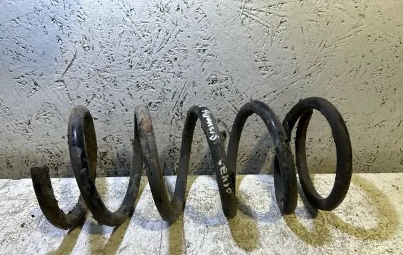 Toyota Avensis Verso Rear coil spring