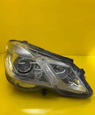 Mercedes-Benz E W212 Headlight/headlamp A2128202059