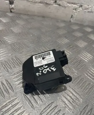 Nissan Note (E11) Air flap motor/actuator N100495G 1000013010