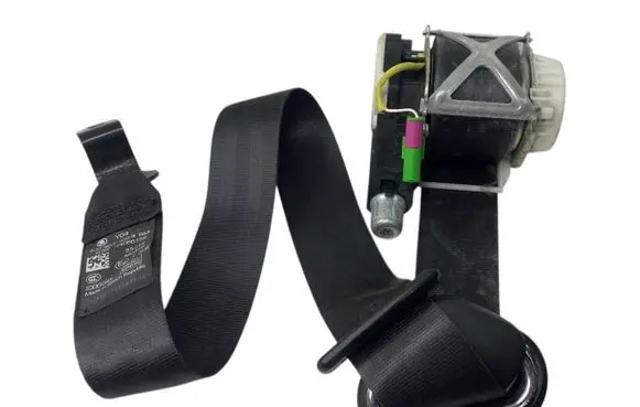 Skoda Fabia Mk2 (5J) Front seatbelt 5J0857702B 34066168