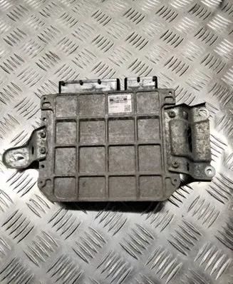 Toyota Yaris Engine control unit/module 896610DB00 MB2753004331