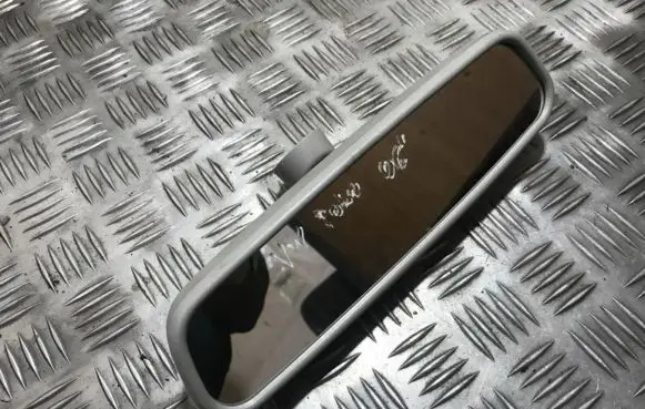 Volkswagen Polo IV 9N3 Rear view mirror (interior)
