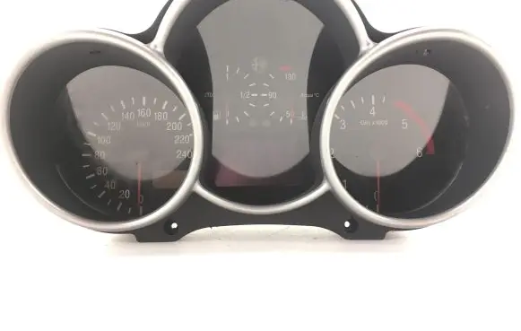 Alfa Romeo 147 Speedometer (instrument cluster) 110008953007 735290181