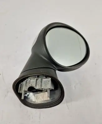 Mini Cooper Countryman R60 Front door electric wing mirror 