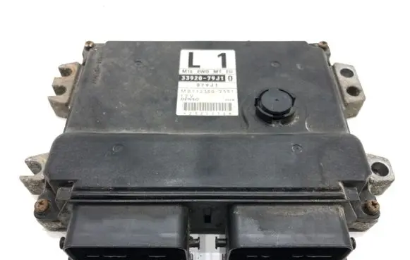Suzuki SX4 Engine control unit/module ECU 33920-79J10