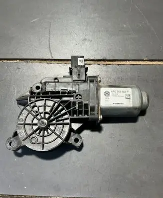 Skoda Roomster (5J) Front door window regulator motor 6R0959802P