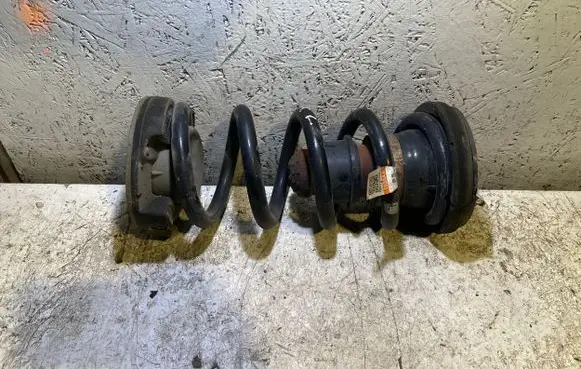 Chrysler Pacifica Rear coil spring 1034AA SF19 P68231034AA