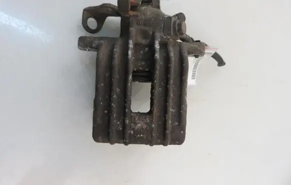 Volkswagen Golf IV Rear brake caliper 