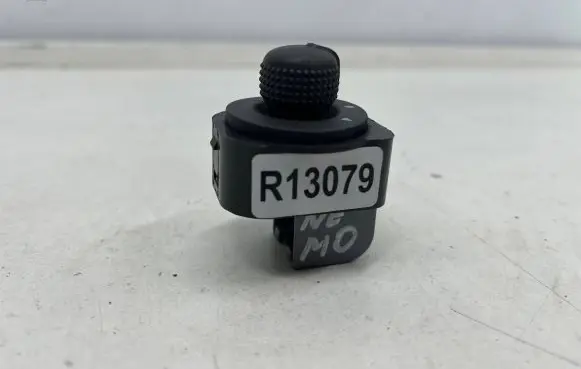 Citroen Nemo Wing mirror switch