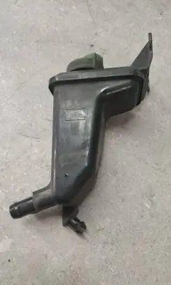 Audi A4 S4 B6 8E 8H Power steering fluid tank/reservoir 8E0422373