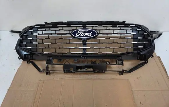 Ford Transit Custom II Front bumper PZ31-17B968-C