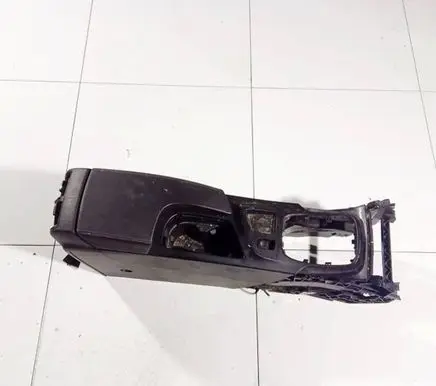 Opel Insignia A Armrest 