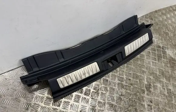 Infiniti QX30 Trunk/boot sill cover protection 849925DK0A